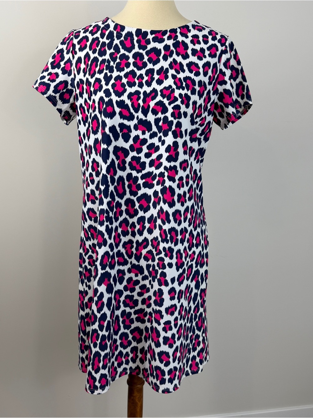 Jude Connally Ella Shift Vibrant Pink White Navy Leopard Print Classic Dress M